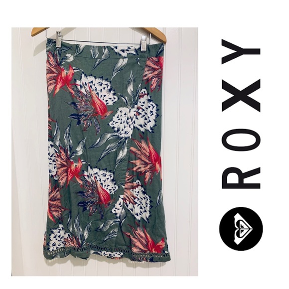Roxy Dresses & Skirts - Roxy green hawaiian print midi Skirt M